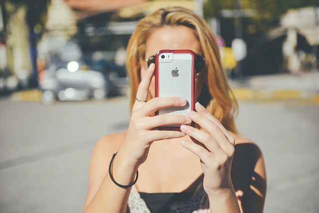 Nabíječka bez drátu na iPhone